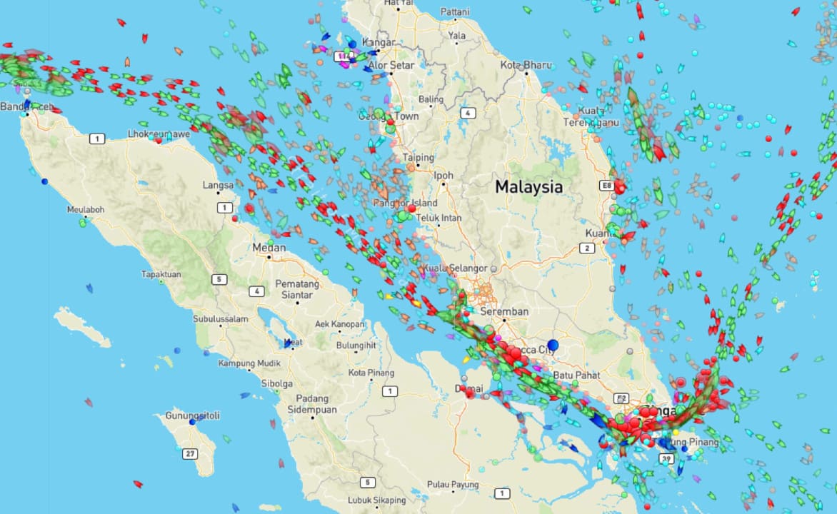 Real-time image of ship traffic in and around Malacca Strait